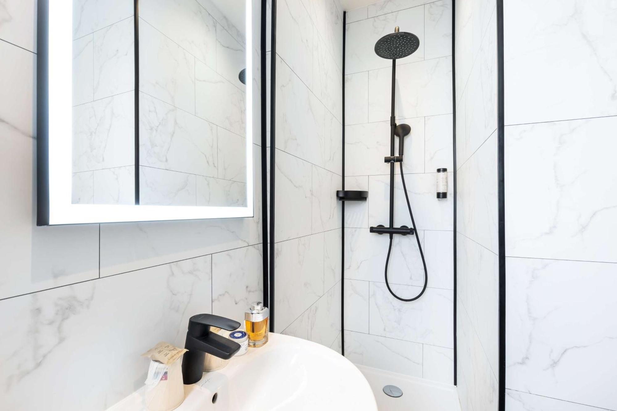 Best Western Metz Centre Gare Екстериор снимка
