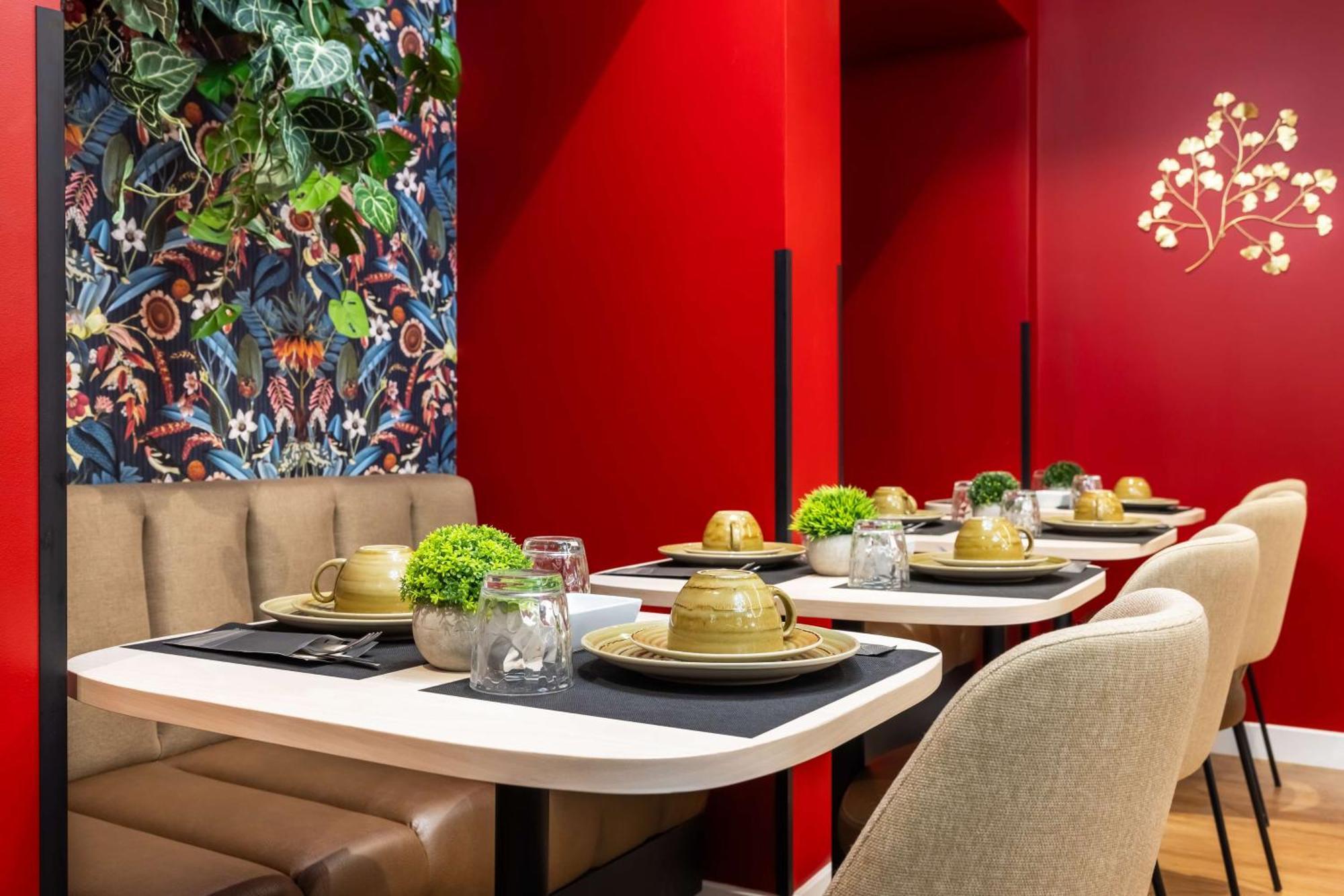 Best Western Metz Centre Gare Екстериор снимка